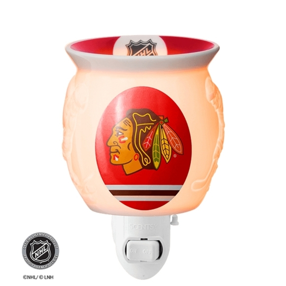 Scentsy Chicago Blackhawks Mini warmer. NWT - Picture 1 of 2